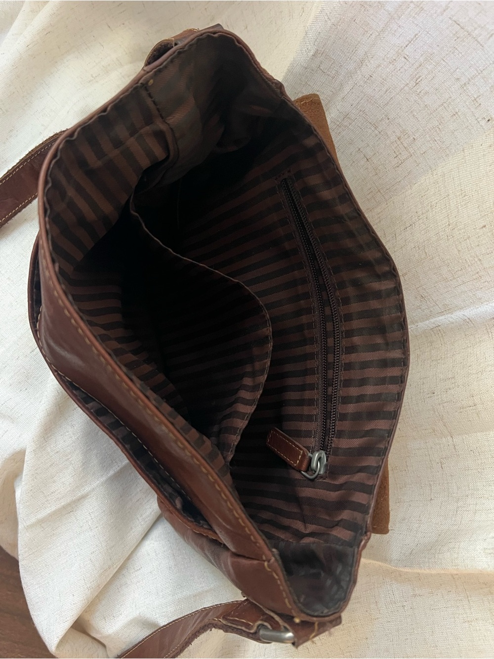 Jack Georges OLIVIA CROSSBODY BAG #7218 - Picture 3 of 11